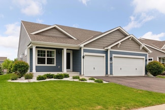 18053 Gleaming Ct, Lakeville, MN 55044