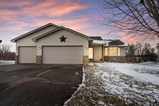 935 Aspen Ln, Montrose, MN 55363