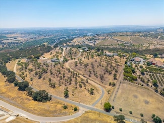 375 Villa Lots Rd, Paso Robles, CA 93446