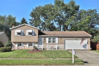 2001 Candlenut Cir, Grove City, OH 43123