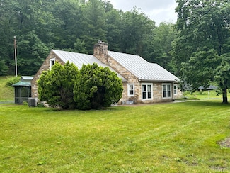 2193 Hankey Mountain Hwy, Churchville, VA 24421