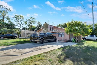 2872 SE Durant Ave, Stuart, FL 34997