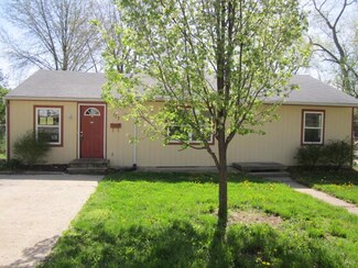 717 N Sunset Dr, Independence, MO 64050