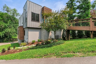 419 Avondale Dr, Nashville, TN 37206