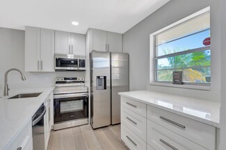 2601 NE 3rd Ct Unit 1050, Boynton Beach, FL 33435