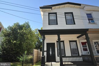 111 Mill St, Mount Holly, NJ 08060