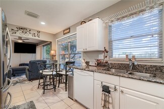 6836 Sandtrap Dr Unit 3, Fort Myers, FL 33919