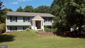 9610 Woodbrook Ln, Midland, VA 22728