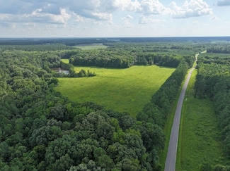 1306 Rainbow Rd, Scotland Neck, NC 27874