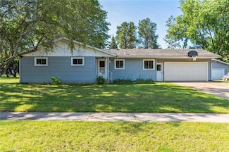 2127 Daniels Ave, Altoona, WI 54720