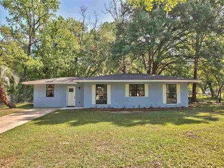 2905 Harwood St, Tallahassee, FL 32301