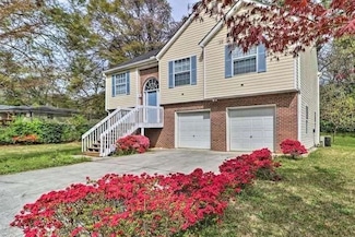 483 Oak Dr, Atlanta, GA 30354