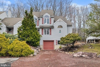 81 Laurelwoods Dr, Lake Harmony, PA 18624