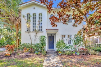 42 Stoney Dr, Palm Beach Gardens, FL 33410
