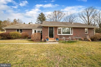 3302 Chestnut Hill Rd, Pottstown, PA 19465
