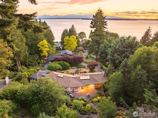 1031 NW Elford Dr, Seattle, WA 98177