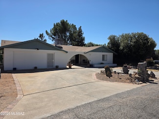 385 Cancun Ct, Rio Rico, AZ 85648