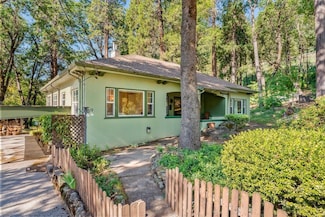 4408 Oak St, Dunsmuir, CA 96025
