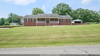 1100 Rain Tree Dr, Tuscumbia, AL 35674