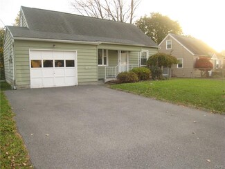 112 Clearview Dr, Syracuse, NY 13219