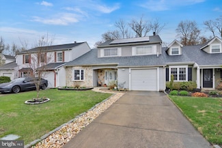 8 Sandpiper Dr, Voorhees, NJ 08043
