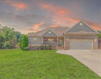 86 Pheonix Cir, Rock Spring, GA 30739