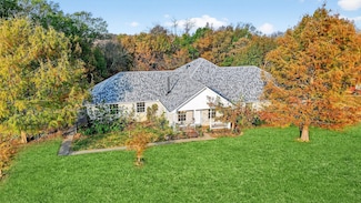 538 Lakewood Rd, Denison, TX 75020