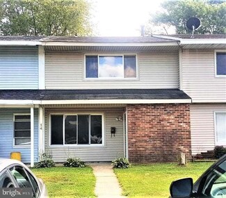 14 Memphis Ct, Sicklerville, NJ 08081