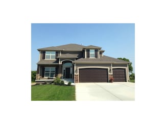 10606 N Tracy Ave, Kansas City, MO 64155