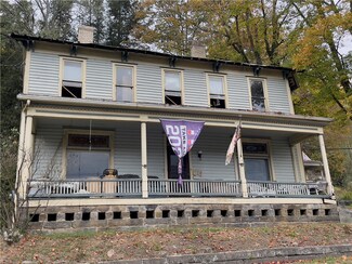 502 Hill St, Emlenton, PA 16373