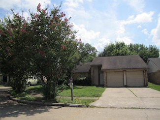 3607 Fiddlers Green Dr, Houston, TX 77082