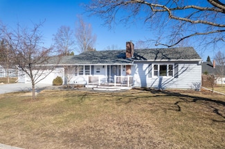 17 Hillcrest Rd, Rutland, VT 05701