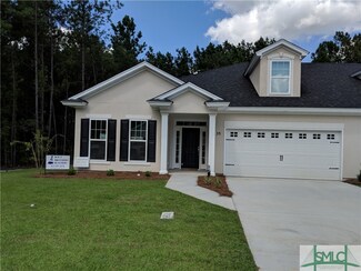 12 Scarlet Maple Ln, Savannah, GA 31419