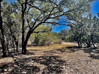 21300 Highland Lake Dr, Lago Vista, TX 78645