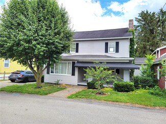 128 N Hitchman St, Mount Pleasant, PA 15666