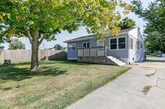 1020 Reed St, Grinnell, IA 50112