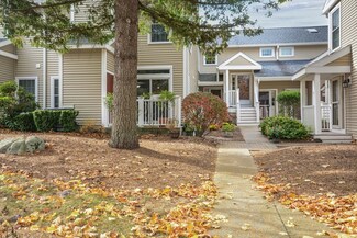 77 Bradford Commons Ln Unit 77, Braintree, MA 02184