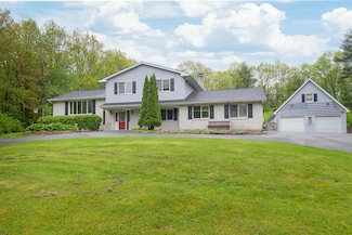 243 Sundance Rd, Effort, PA 18330