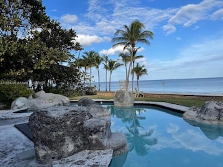 625 Ocean Blvd, Golden Beach, FL 33160