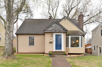 1938 Saunders Ave, Saint Paul, MN 55116