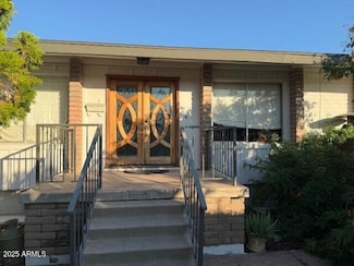 7615 E Minnezona Ave, Scottsdale, AZ 85251