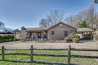 1554 Lawrence St, Kingsport, TN 37665