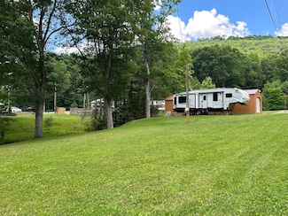 0 Osborne Drive & Oak St Unit 24-870, Rainelle, WV 25962