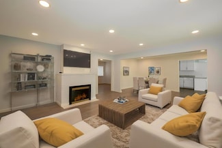 467 E San Bruno Ave, Fresno, CA 93710