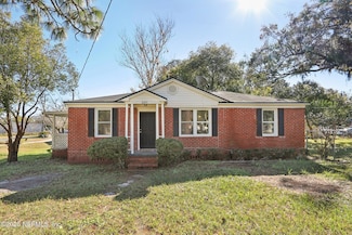 8075 Paul Jones Dr, Jacksonville, FL 32208