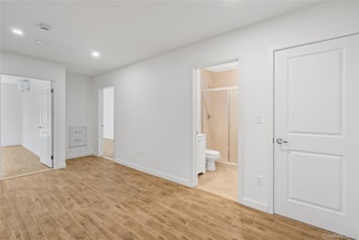 213-41 38th Ave Unit 3A, Flushing, NY 11361