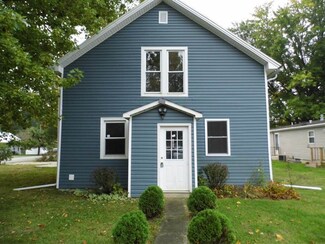 322 W Cumberland St, Camden, IN 46917