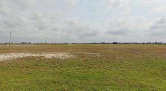 21 Macaw Dr, Cape Haze, FL 33946