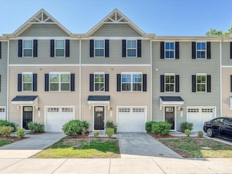 2715 Sydney Overlook Ln, Charlotte, NC 28269