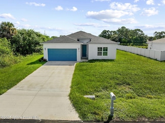 529 Tejon Ave SW, Palm Bay, FL 32908